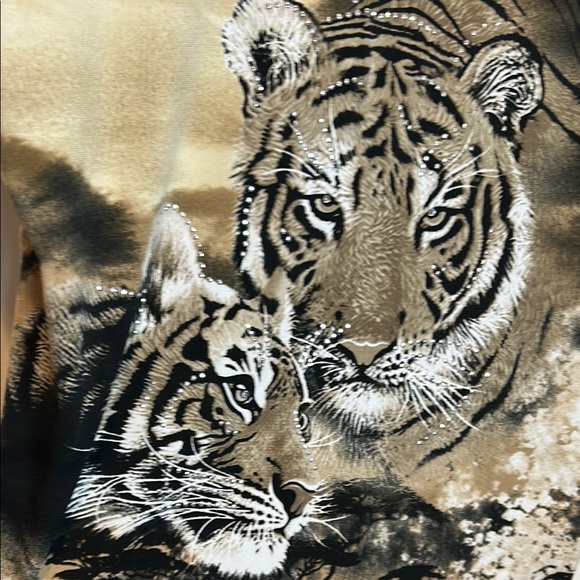 Tiger Print Tank‎ Top - Picture 1 of 13